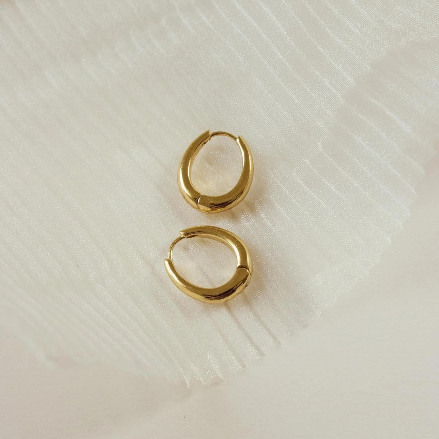 Mira Hoops
