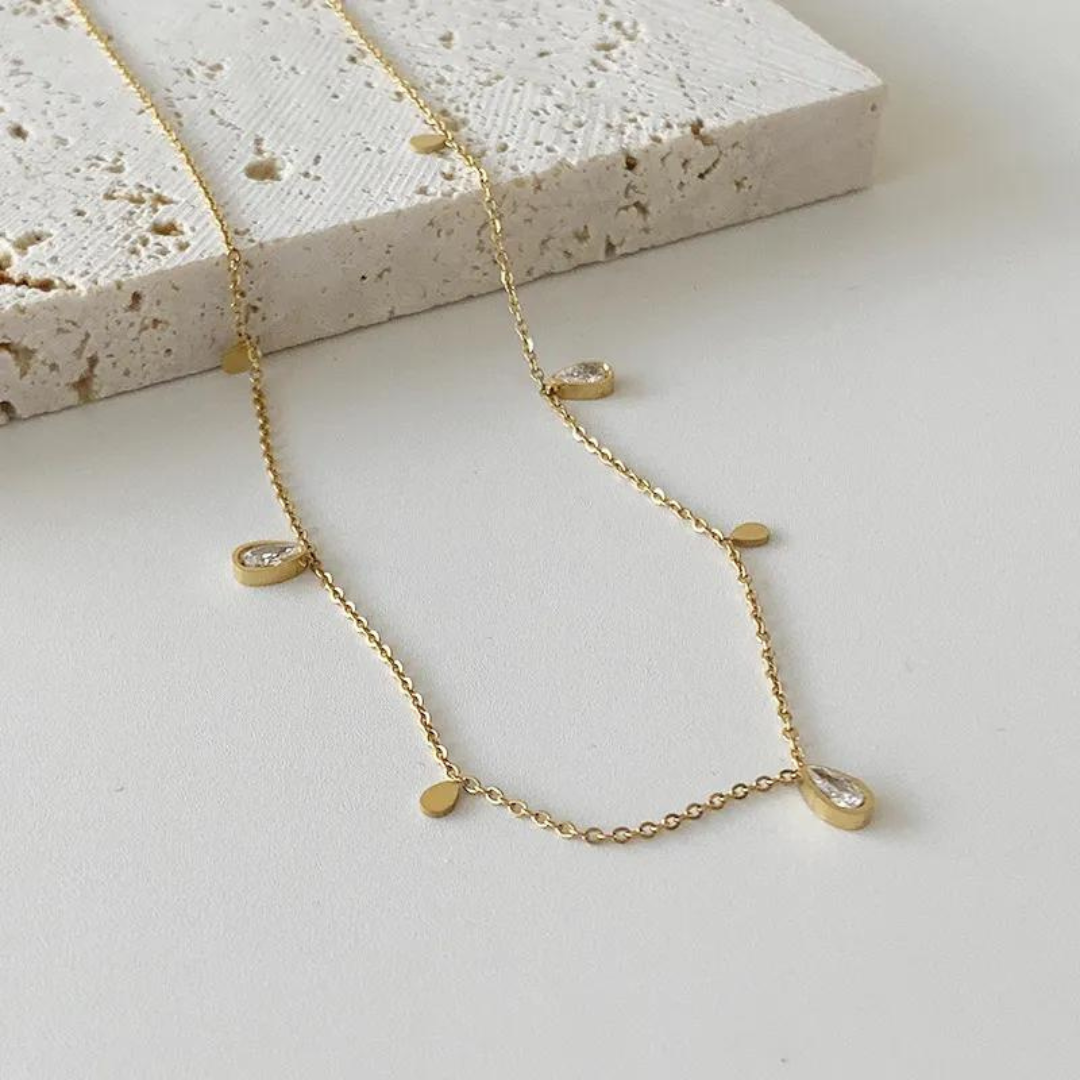 Multi-disk diamante necklace