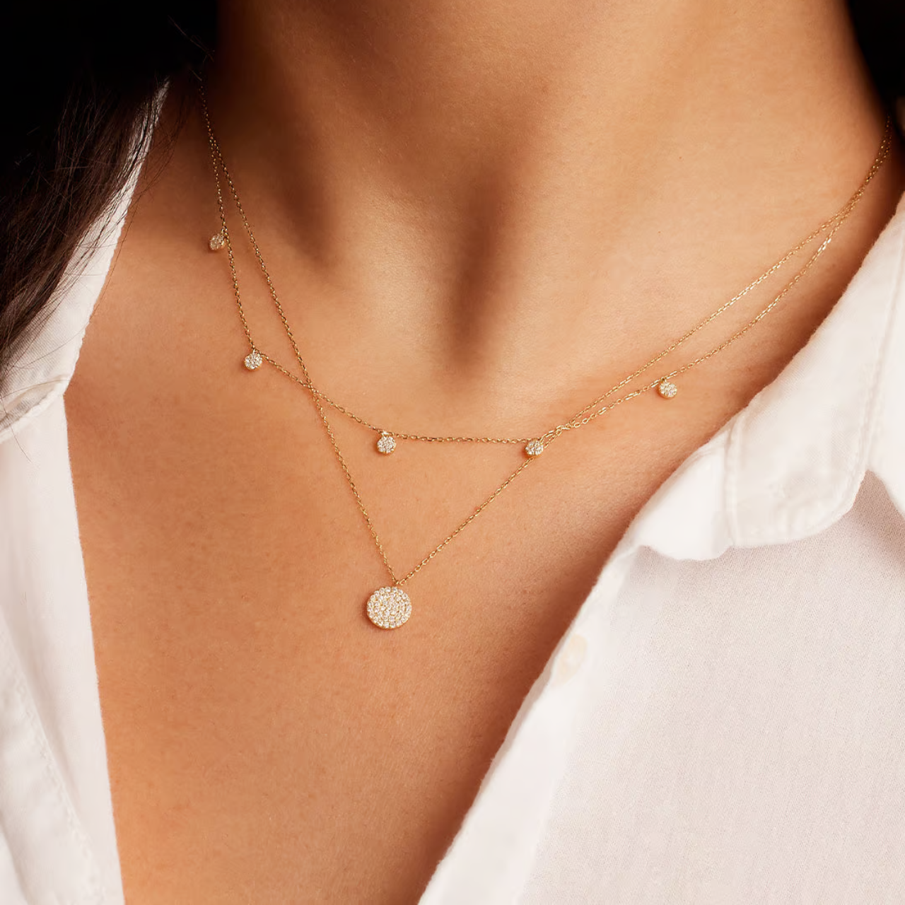 Diamanté circle necklace