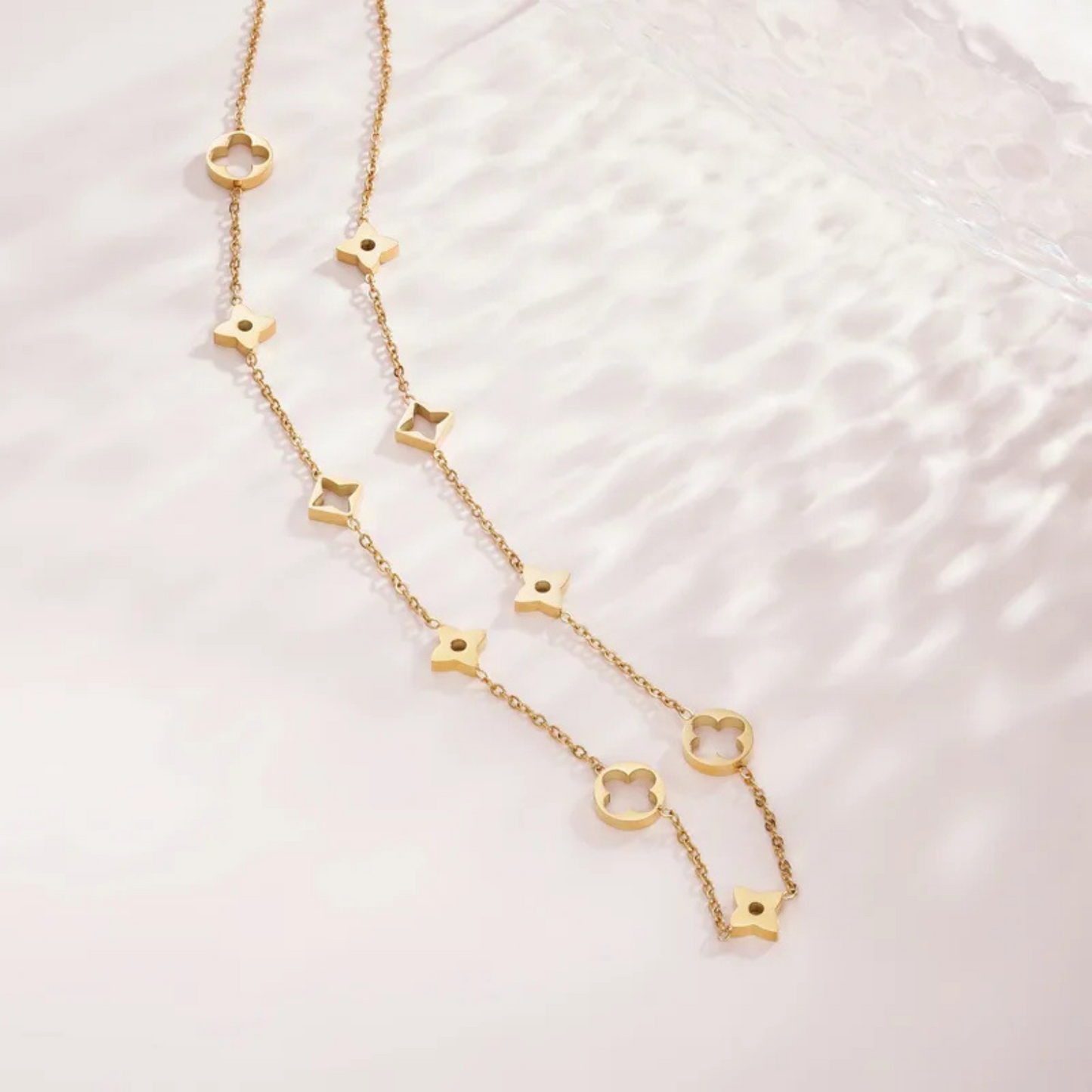Flower and clover necklace