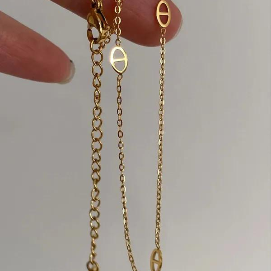 Gucci necklace
