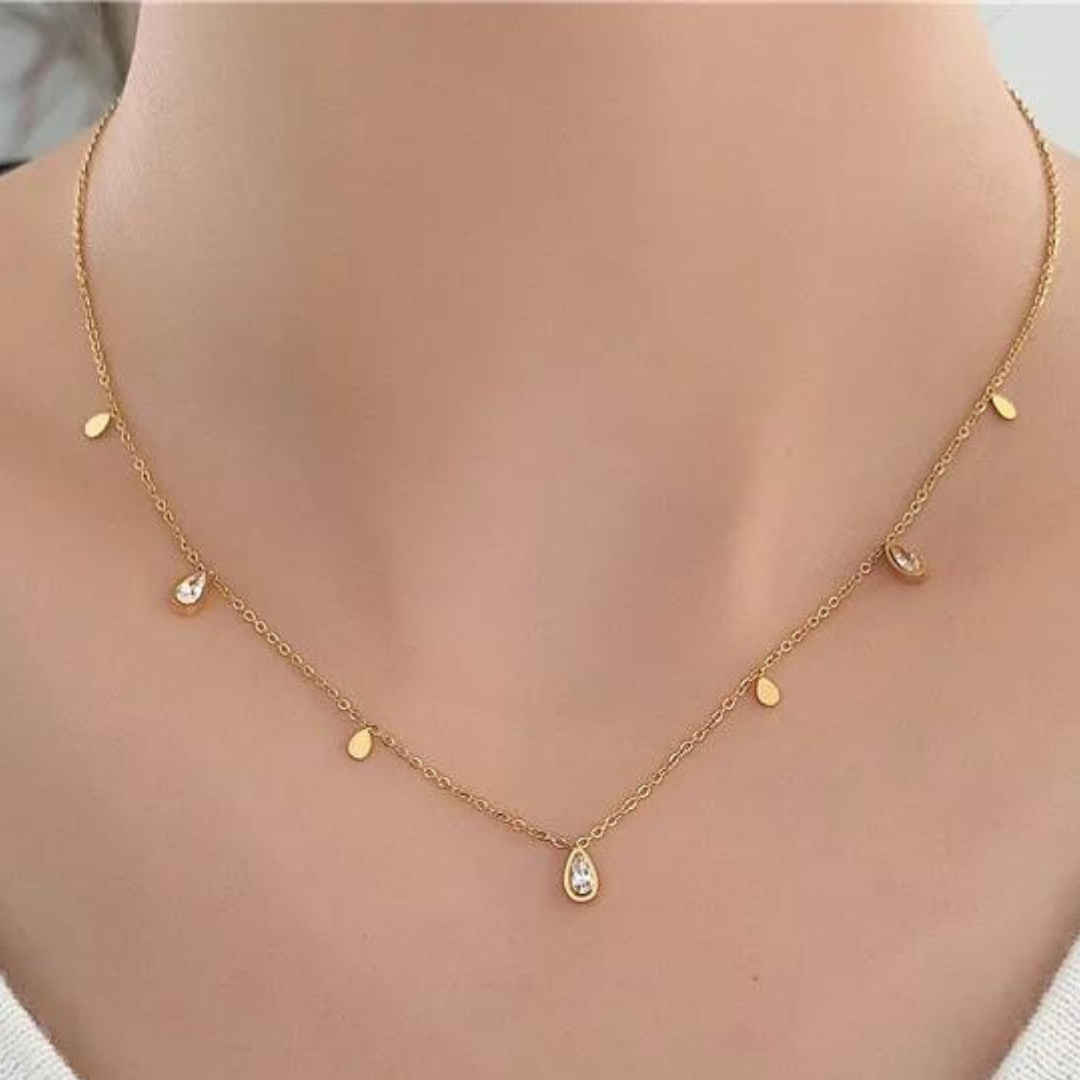 Multi-disk diamante necklace