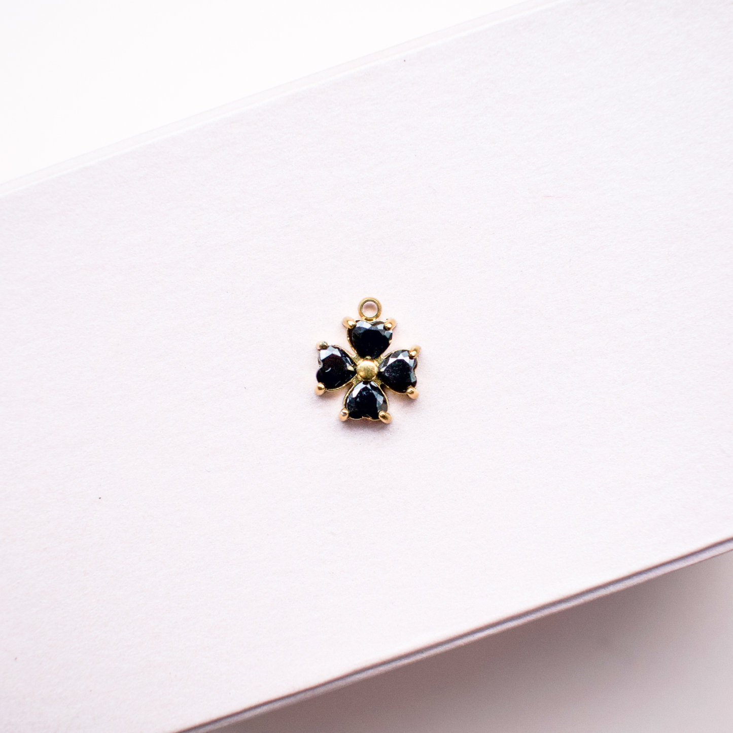 Diamanté charms - Gold