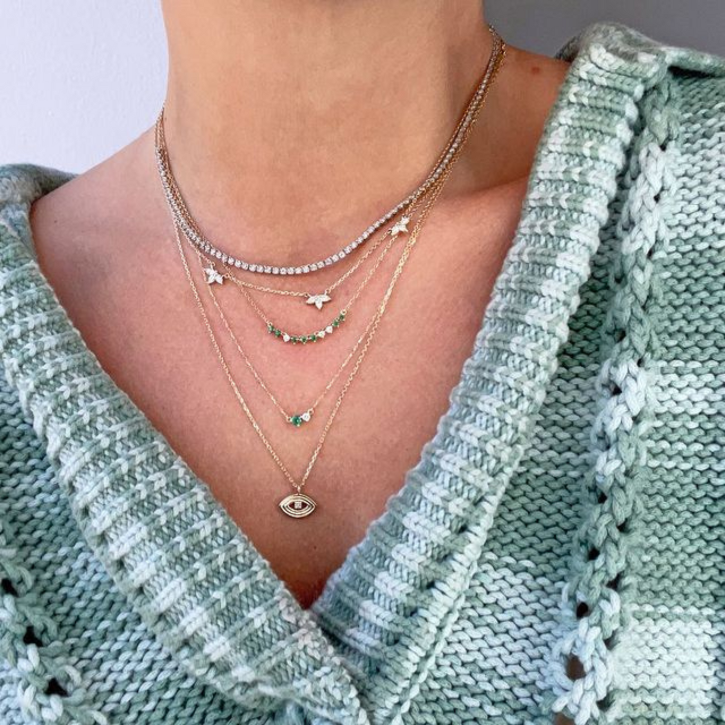 Diamante flower necklace