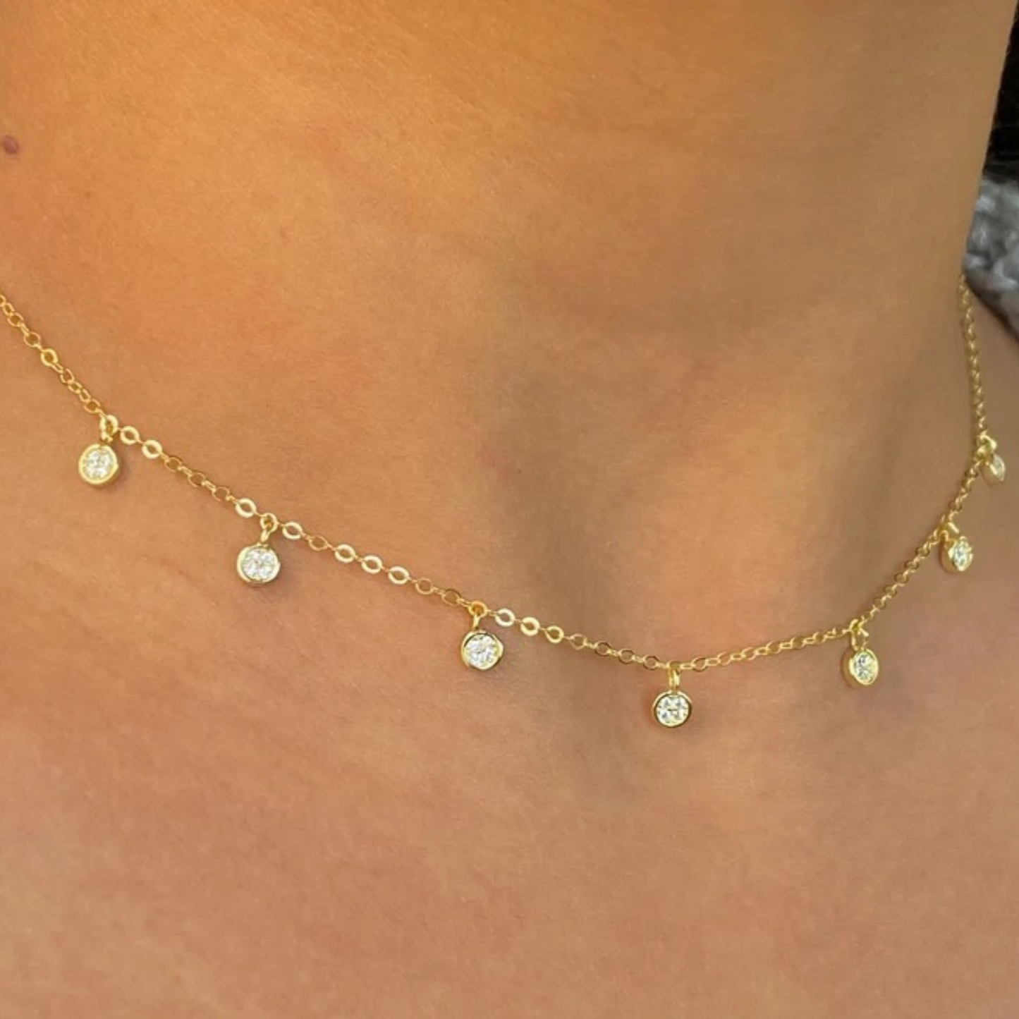 Diamanté disc necklace