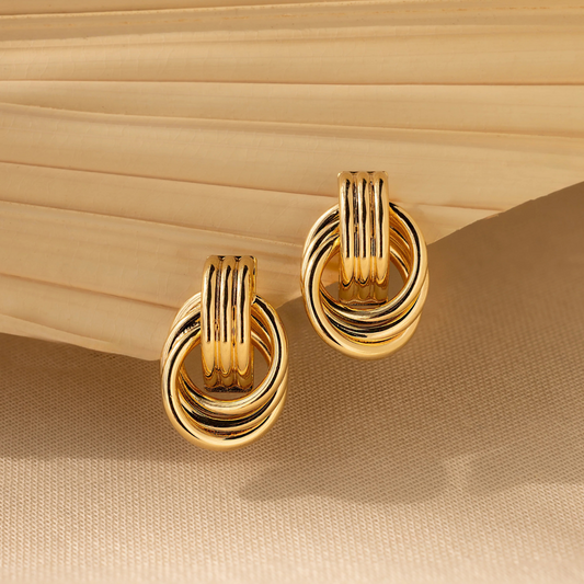 Esme Studs